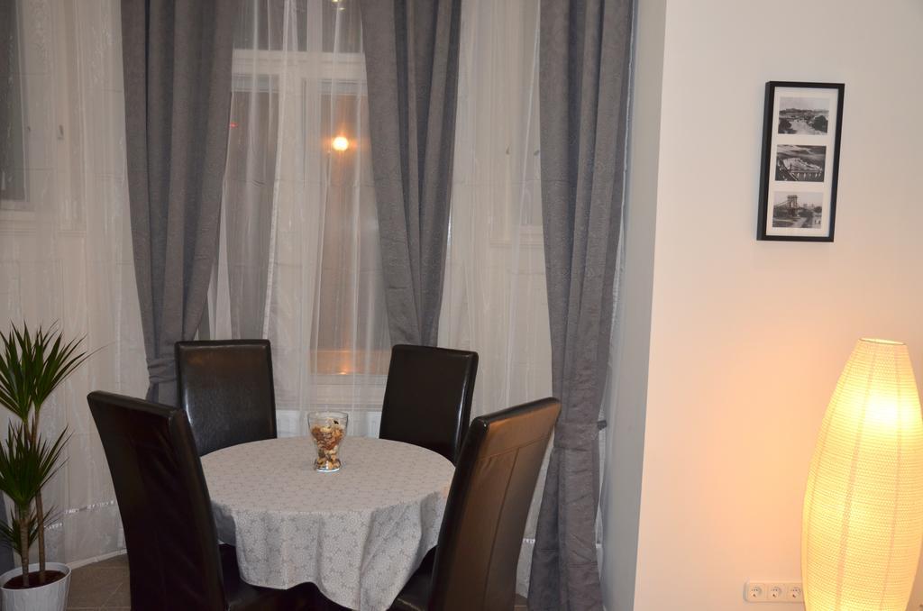 בודפשט Vaci Street Downtown Apartments חדר תמונה